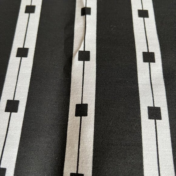 Black & White Geometric Striped Fabric Panel For Sewing Or Crafts 24"x44" Inches - Picture 2 of 2